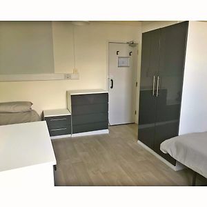 Gemenschappelijk Kamer Alleen voor Mannen